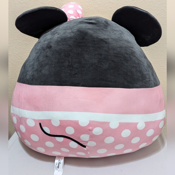 Jumbo Tsum Tsum Minnie Mouse Squishmallow - Picture 2 of 4